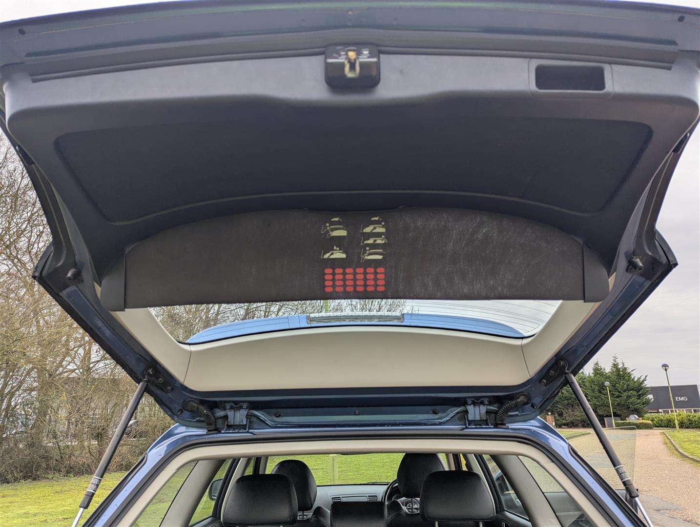 <p>2006 SUBARU LEGACY RE</p>