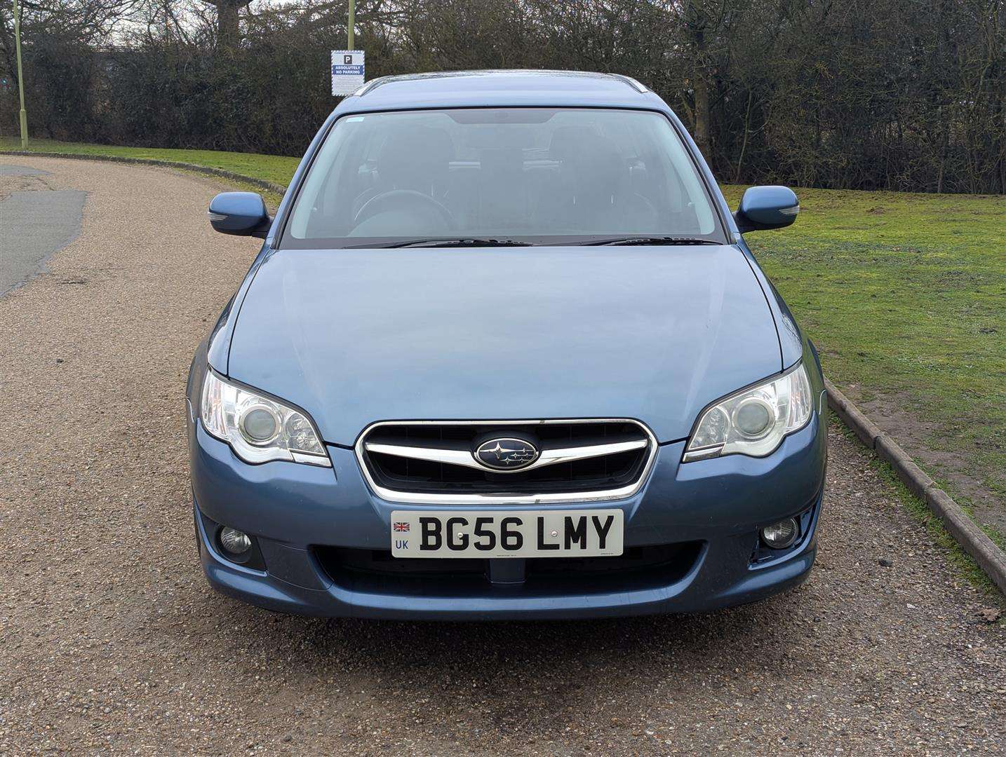 <p>2006 SUBARU LEGACY RE</p>