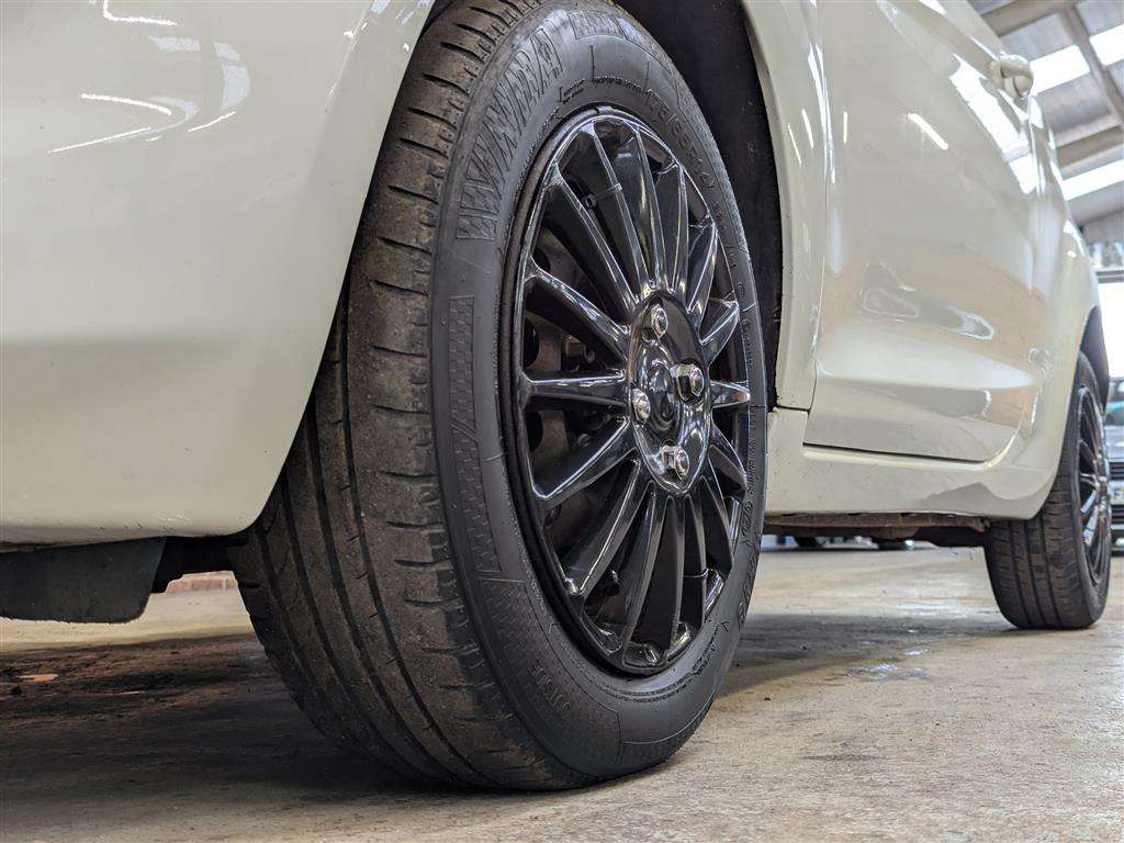 <p>2014 FORD KA EDGE</p>