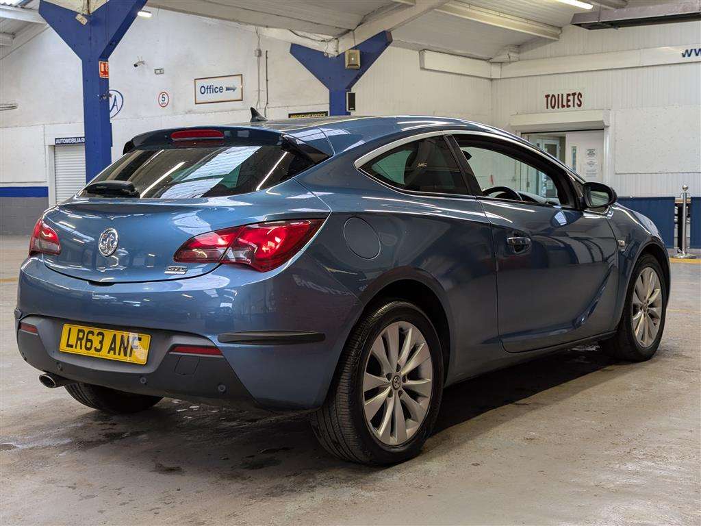 <p>2013 VAUXHALL ASTRA GTC SRI S/S</p>