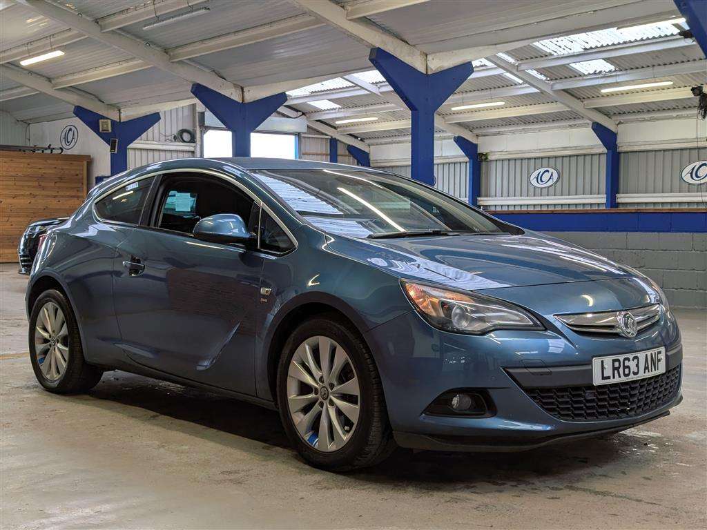 <p>2013 VAUXHALL ASTRA GTC SRI S/S</p>