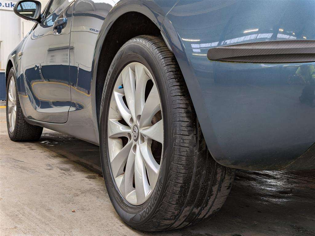 <p>2013 VAUXHALL ASTRA GTC SRI S/S</p>