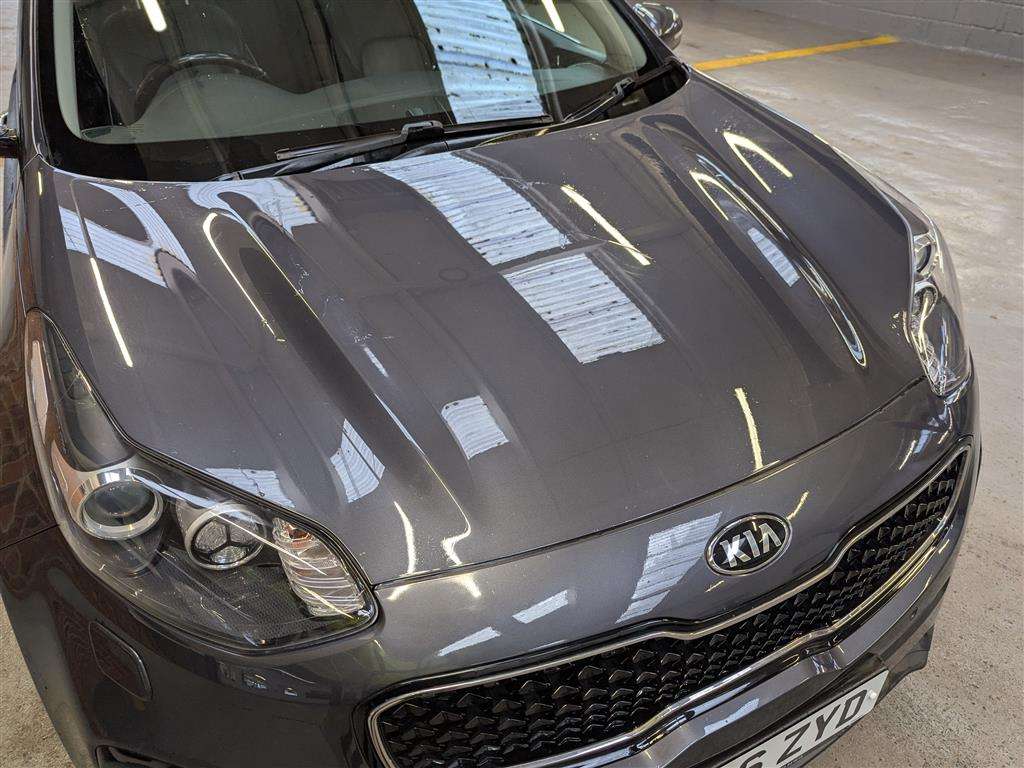 <p>2017 KIA SPORTAGE KX-4 CRDI</p>