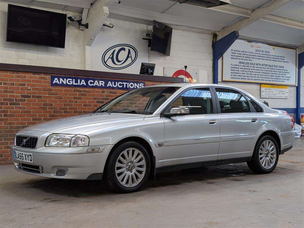 <p>2005 VOLVO S80 2.4</p>