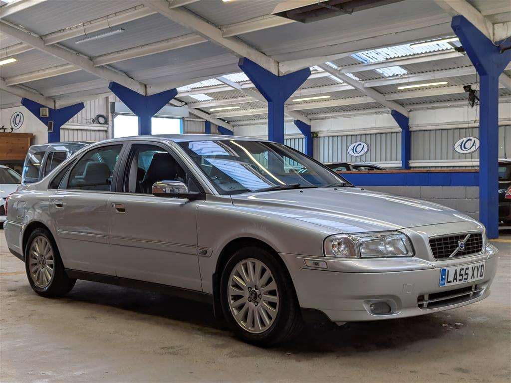<p>2005 VOLVO S80 2.4</p>