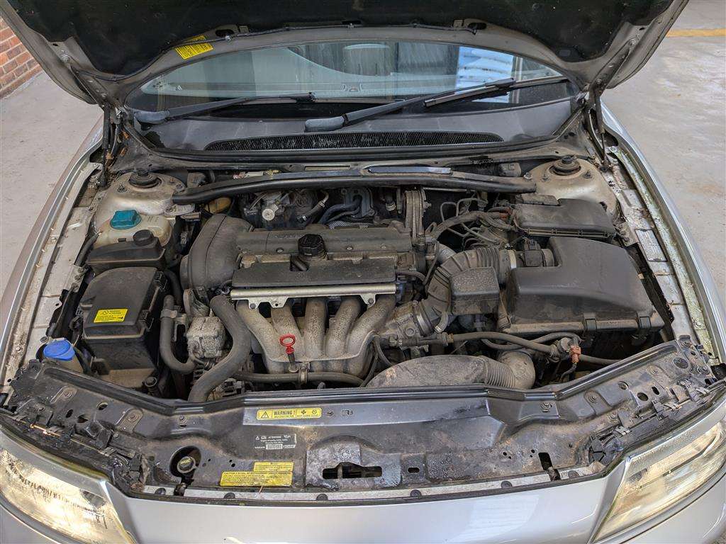 <p>2005 VOLVO S80 2.4</p>