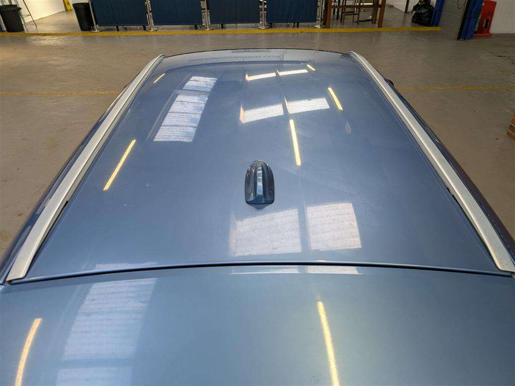 <p>2014 VOLVO V60 SE LUX T4 AUTO</p>