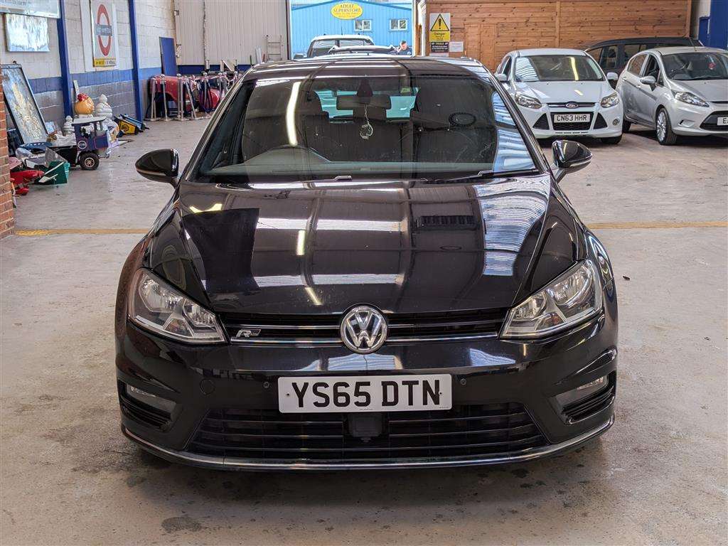 <p>2015 VOLKSWAGEN GOLF R-LINE TSI ACT BMT</p>