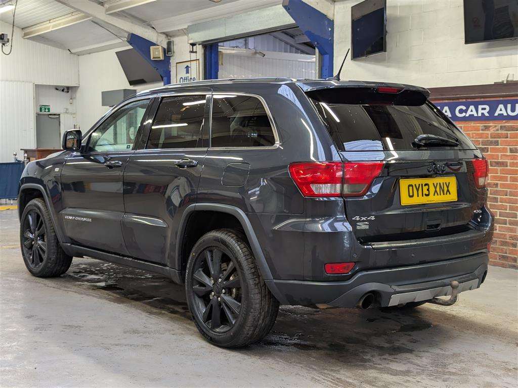 <p>2013 JEEP GRAND CHEROKEE S-LTD CRD</p>