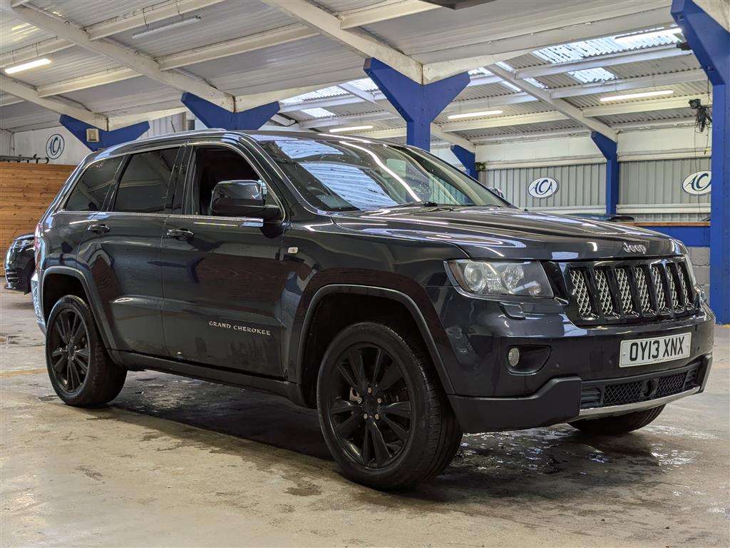 <p>2013 JEEP GRAND CHEROKEE S-LTD CRD</p>