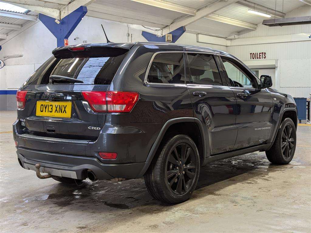 <p>2013 JEEP GRAND CHEROKEE S-LTD CRD</p>