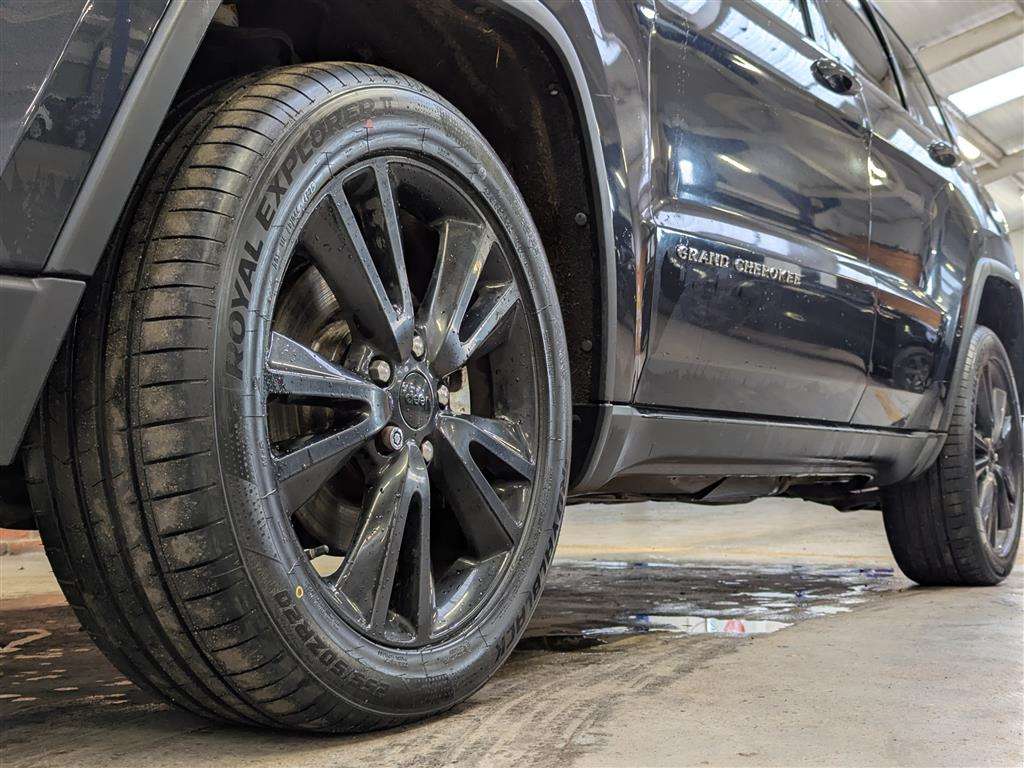 <p>2013 JEEP GRAND CHEROKEE S-LTD CRD</p>