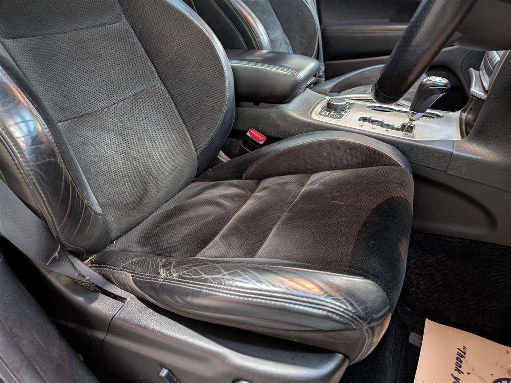 <p>2013 JEEP GRAND CHEROKEE S-LTD CRD</p>