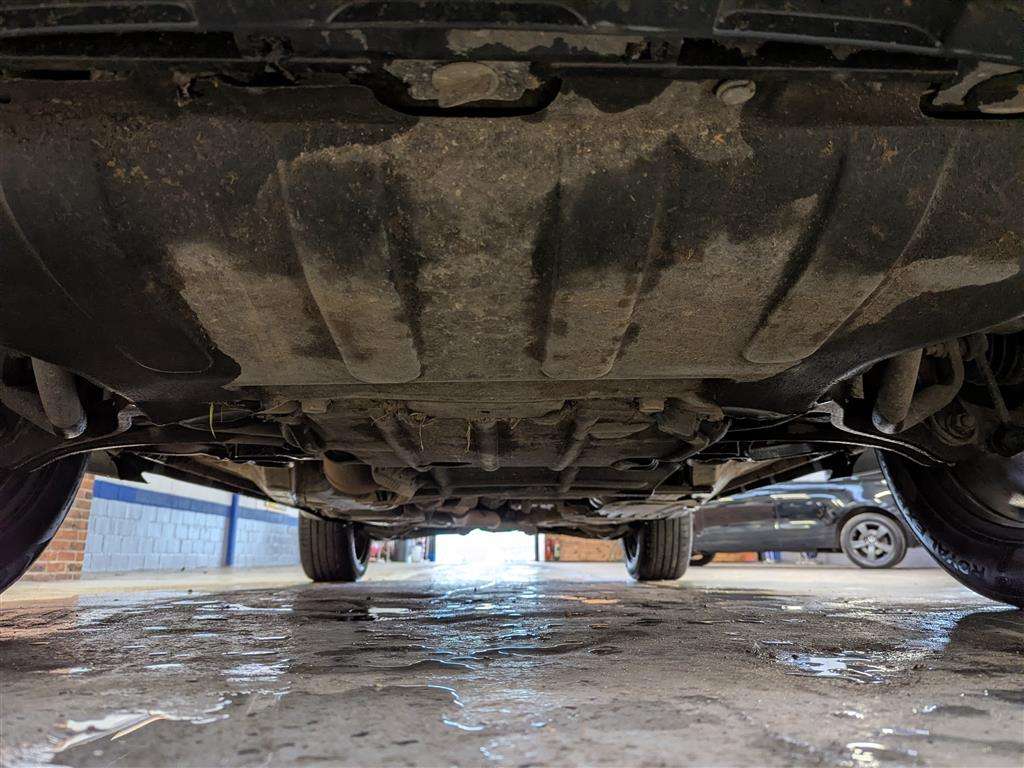 <p>2013 JEEP GRAND CHEROKEE S-LTD CRD</p>