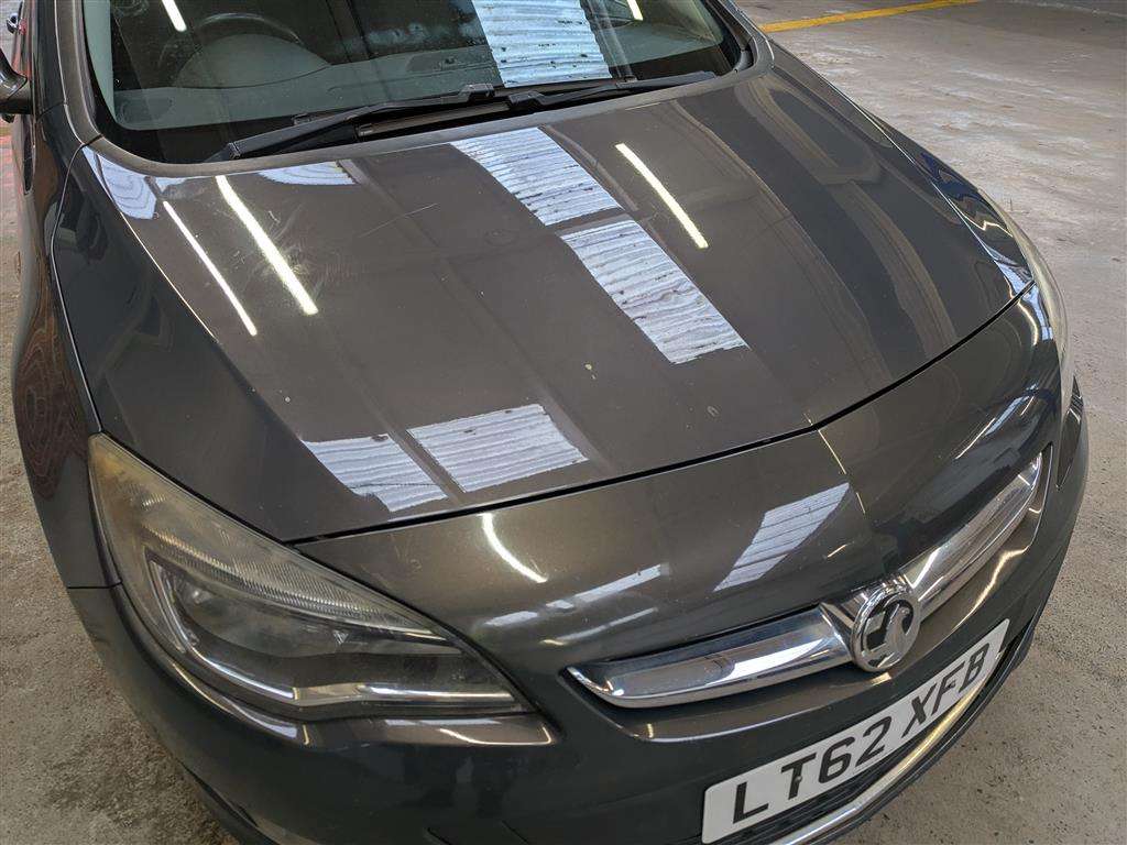 <p>2012 VAUXHALL ASTRA SRI CDTI S/S</p>