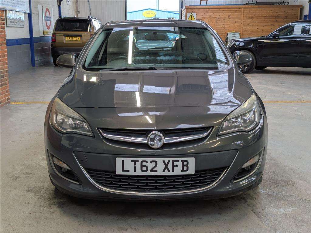 <p>2012 VAUXHALL ASTRA SRI CDTI S/S</p>