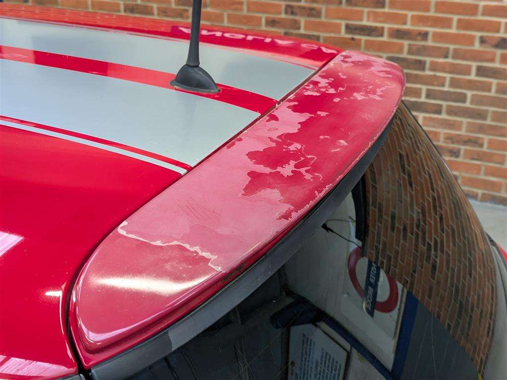 <p>2003 MINI MINI ONE</p>