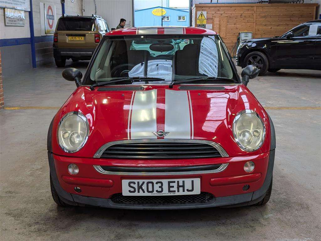 <p>2003 MINI MINI ONE</p>