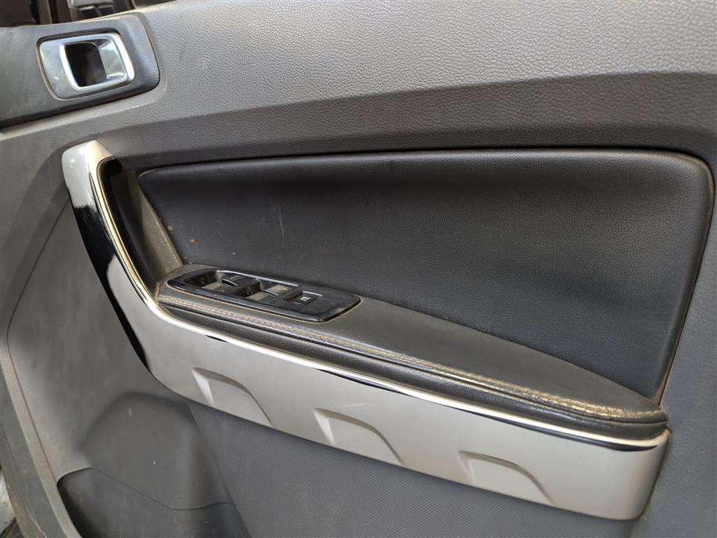 <p>2014 FORD RANGER LIMITED 4X4 TDCI</p>