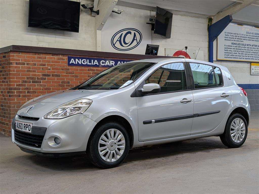 <p>2010 RENAULT CLIO I-MUSIC 16V</p>