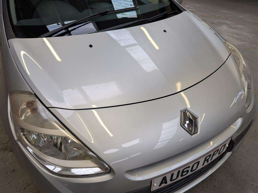 <p>2010 RENAULT CLIO I-MUSIC 16V</p>