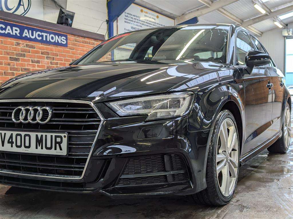 <p>2019 AUDI A3 S LINE 35 TFSI</p>