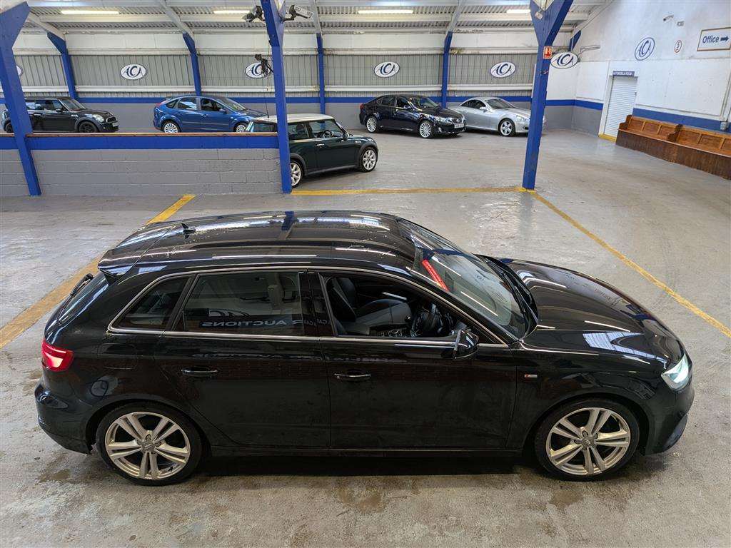 <p>2019 AUDI A3 S LINE 35 TFSI</p>