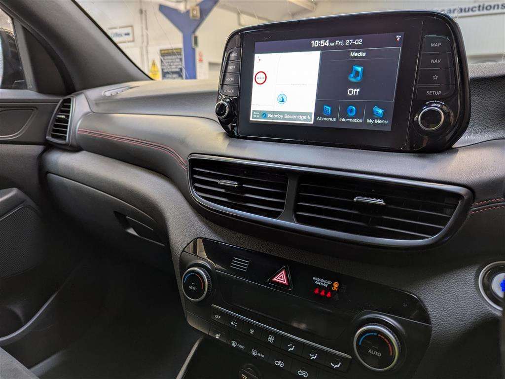 <p>2020 HYUNDAI TUCSON N LNE 48V MHEV CRD</p>