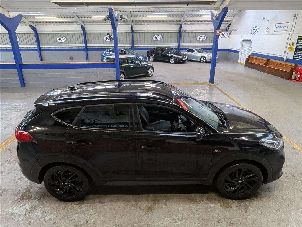 <p>2020 HYUNDAI TUCSON N LNE 48V MHEV CRD</p>