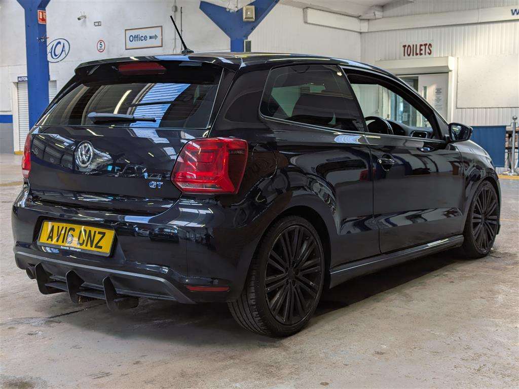 <p>2016 VOLKSWAGEN POLO BLUEGT</p>