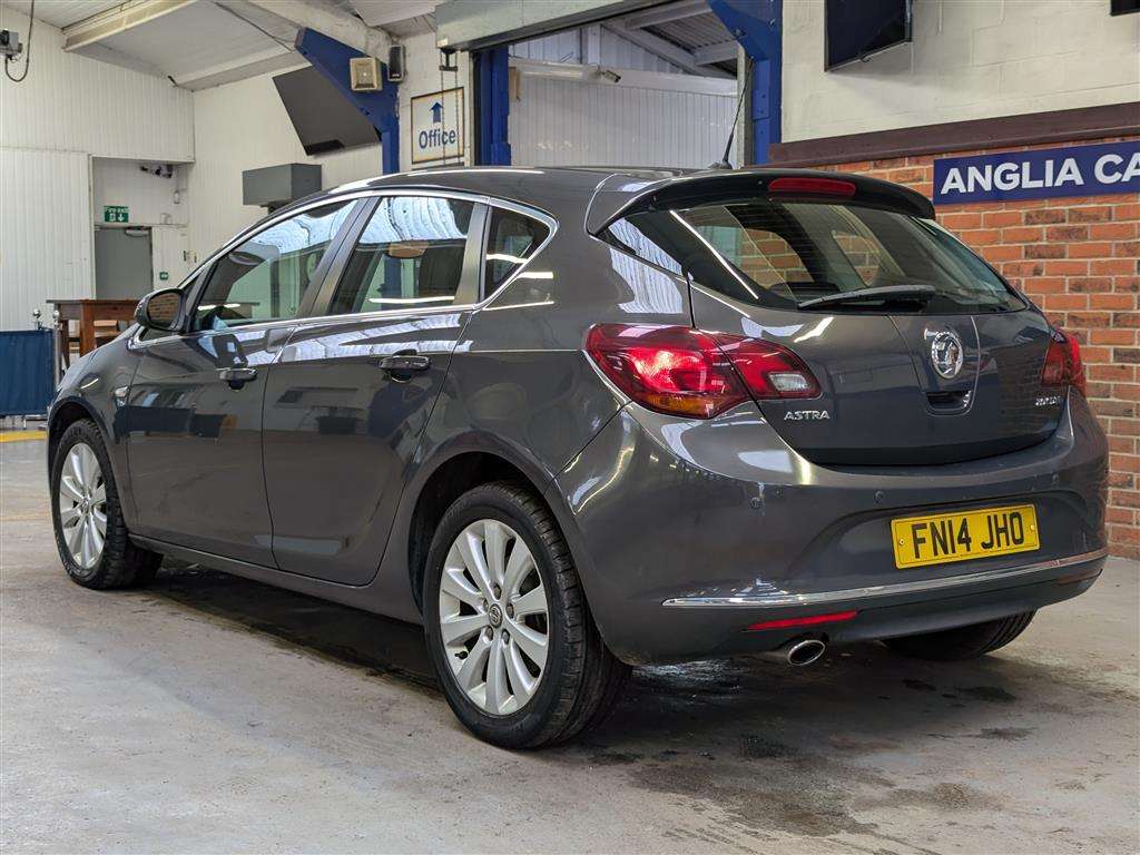 <p>2014 VAUXHALL ASTRA ELITE CDTI S/S</p>
