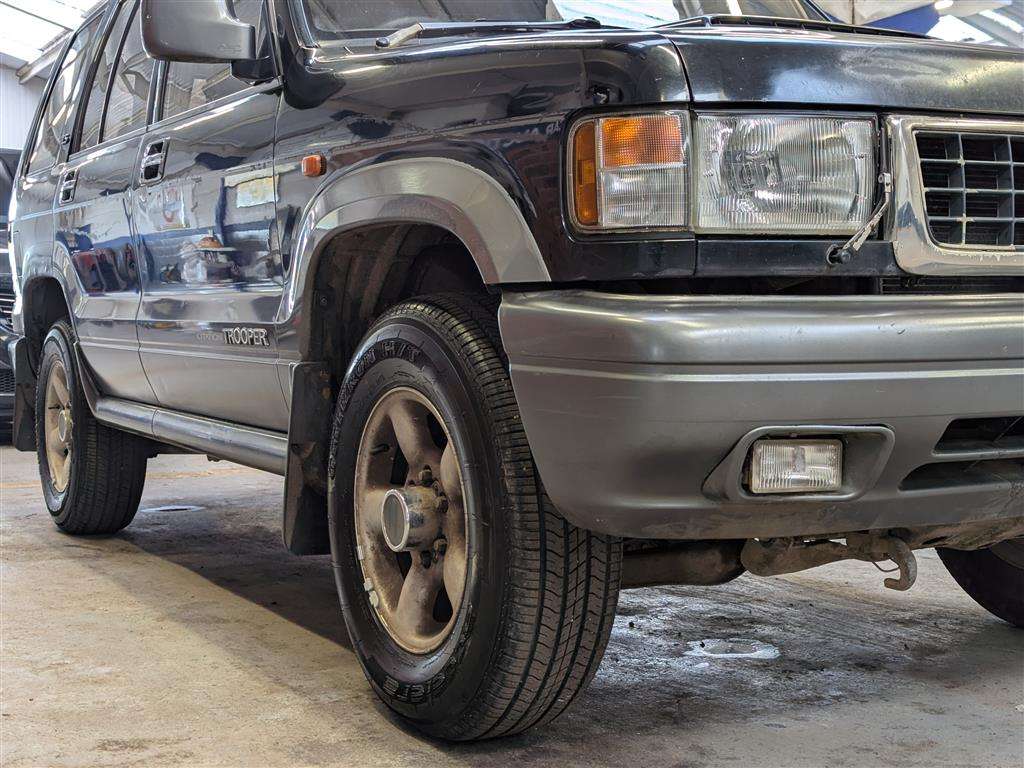 <p>1998 ISUZU TROOPER CITATION LWB</p>