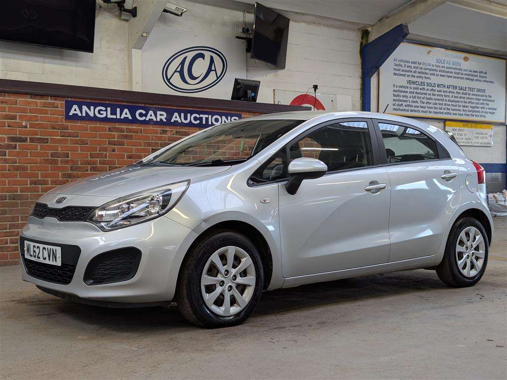 <p>2012 KIA RIO 1 ECODYNAMICS CRDI</p>