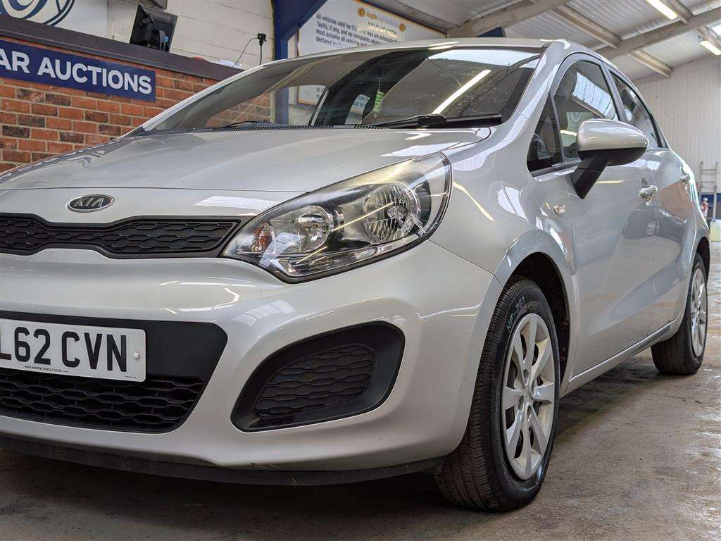<p>2012 KIA RIO 1 ECODYNAMICS CRDI</p>