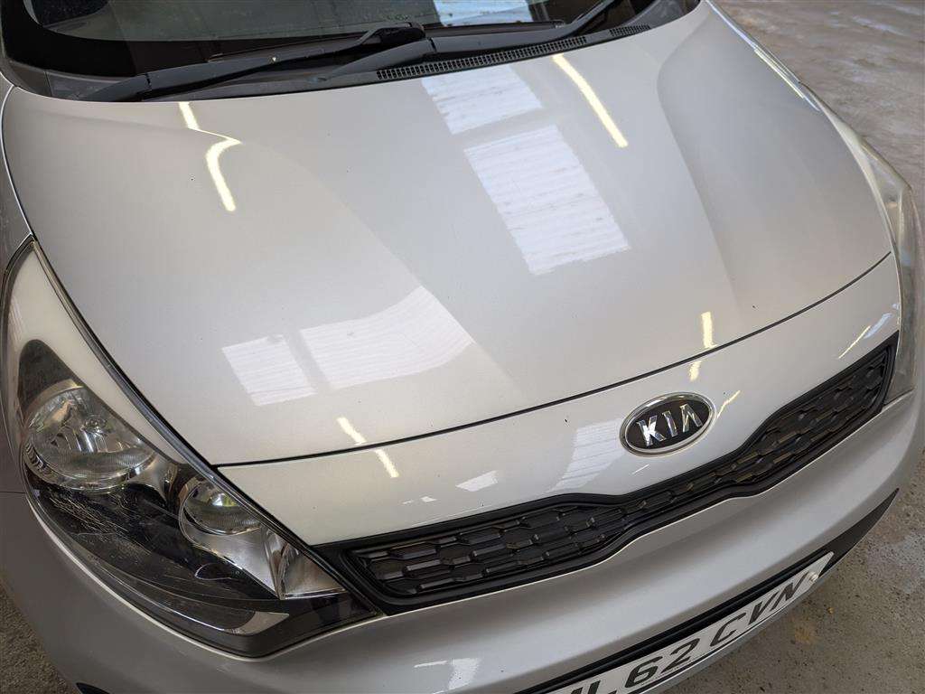 <p>2012 KIA RIO 1 ECODYNAMICS CRDI</p>