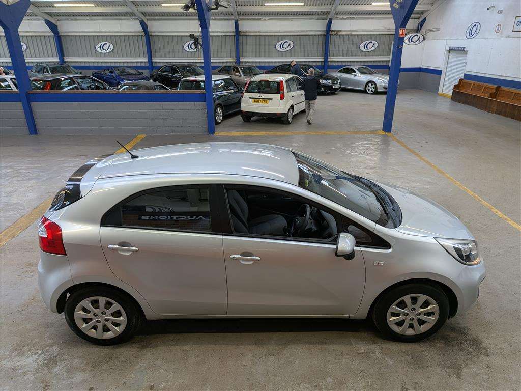 <p>2012 KIA RIO 1 ECODYNAMICS CRDI</p>