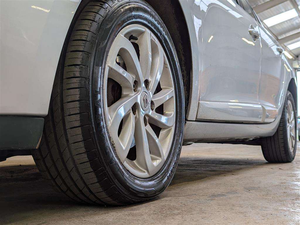 <p>2012 RENAULT MEGANE D-QUE TT ENERGY DC</p>