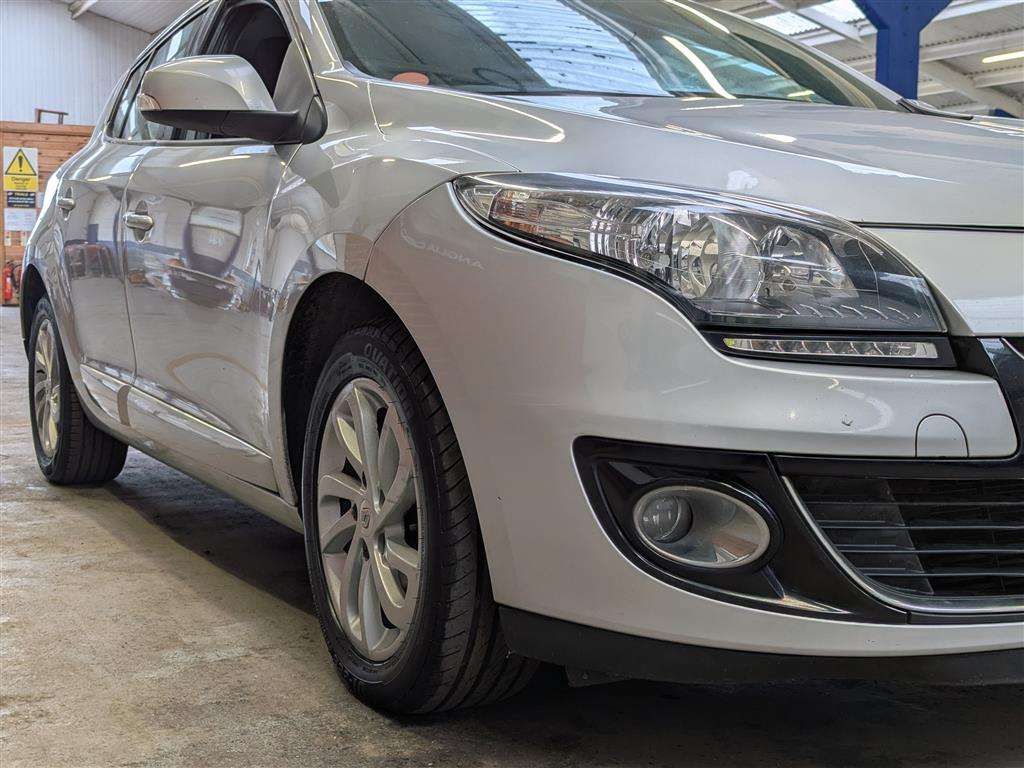 <p>2012 RENAULT MEGANE D-QUE TT ENERGY DC</p>