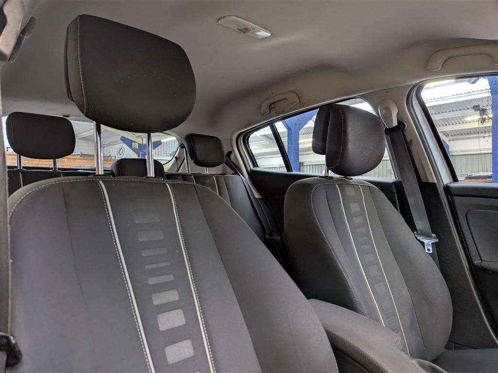 <p>2012 RENAULT MEGANE D-QUE TT ENERGY DC</p>