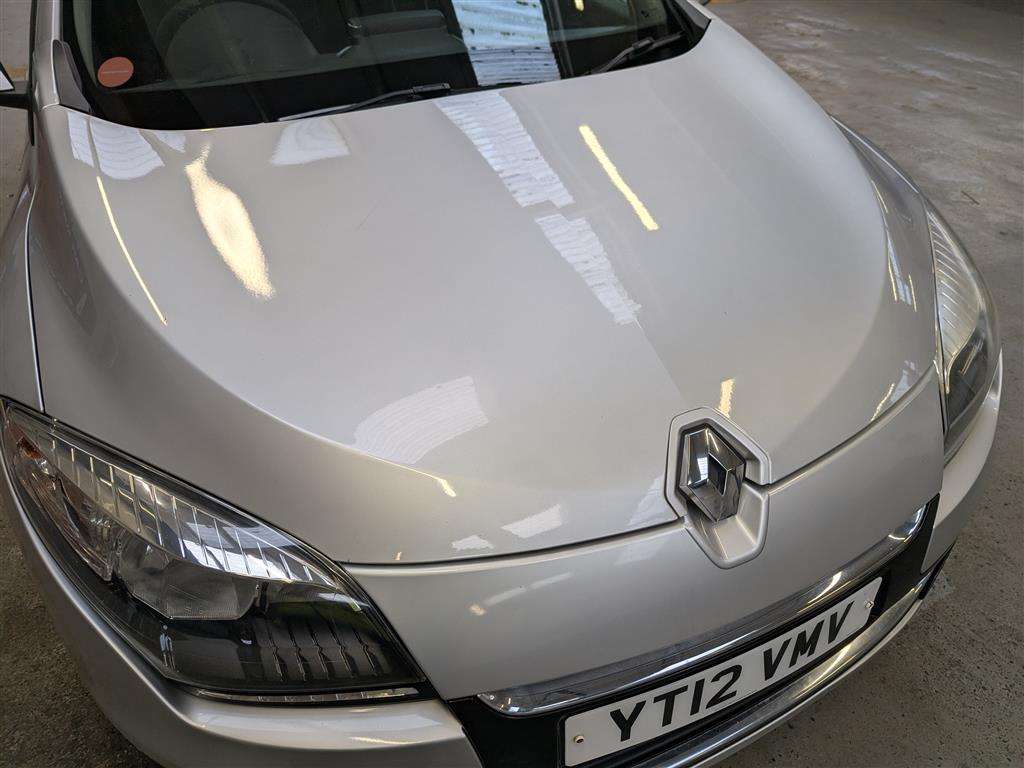 <p>2012 RENAULT MEGANE D-QUE TT ENERGY DC</p>