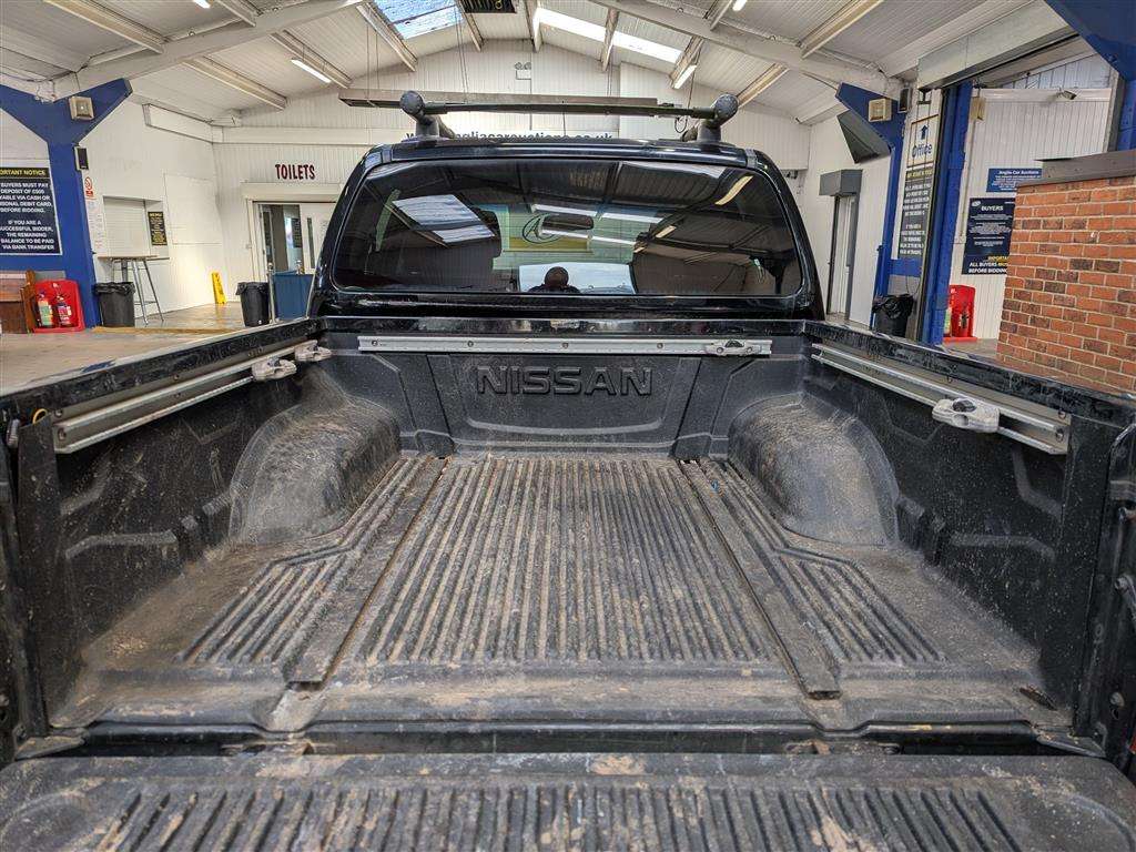 <p>2012 NISSAN NAVARA TEKNA DCI</p>