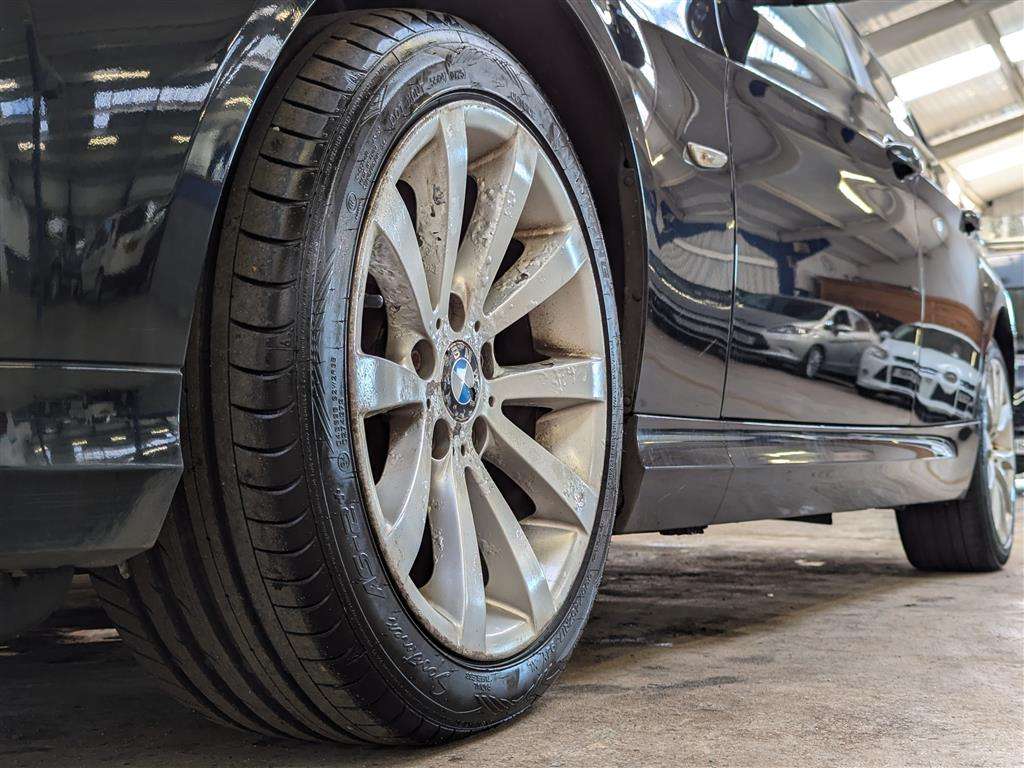 <p>2008 BMW 320D SE TOURING AUTO</p>