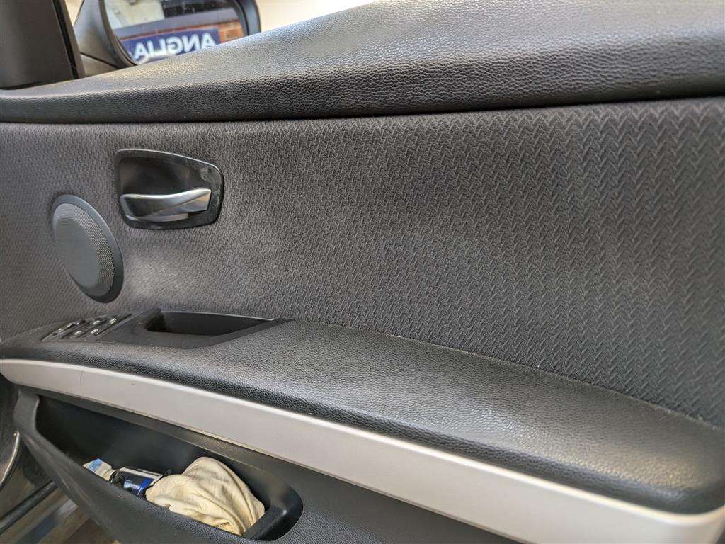 <p>2008 BMW 320D SE TOURING AUTO</p>