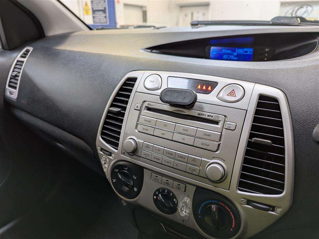 <p>2012 HYUNDAI I20 COMFORT</p>