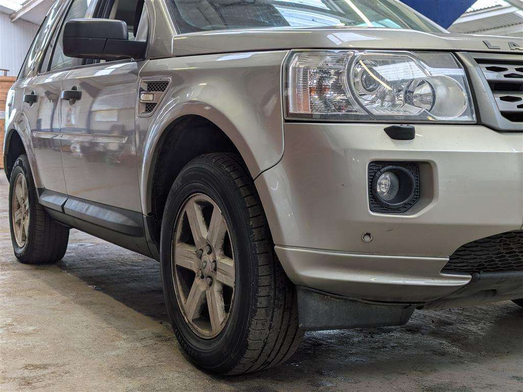 <p>2010 LAND ROVER FREELANDER GS TD4</p>
