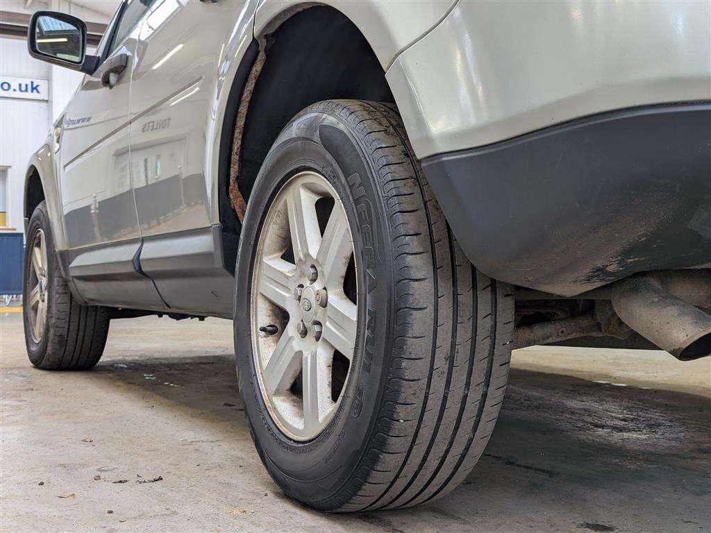 <p>2010 LAND ROVER FREELANDER GS TD4</p>