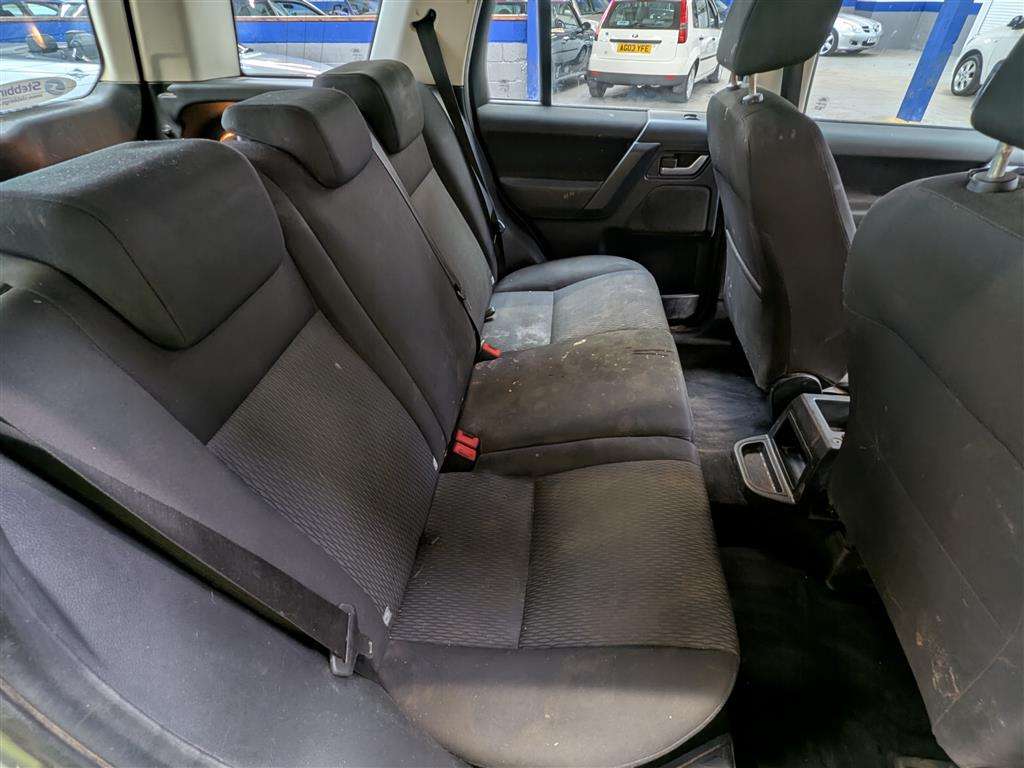 <p>2010 LAND ROVER FREELANDER GS TD4</p>