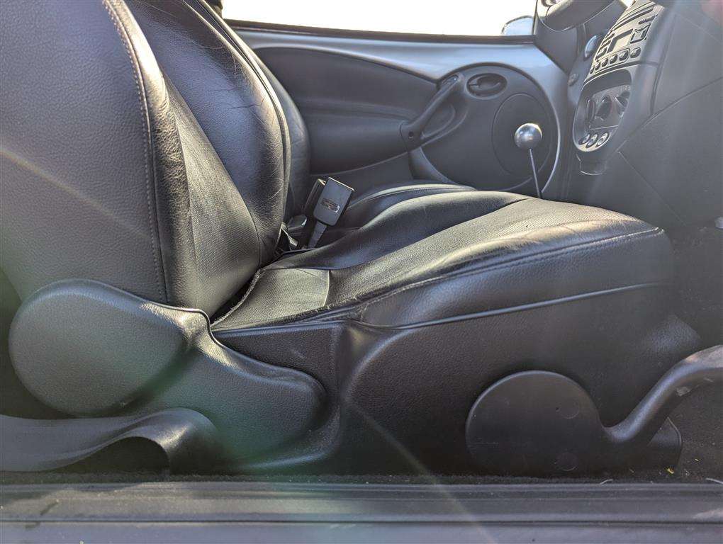 <p>2010 LAND ROVER FREELANDER GS TD4</p>