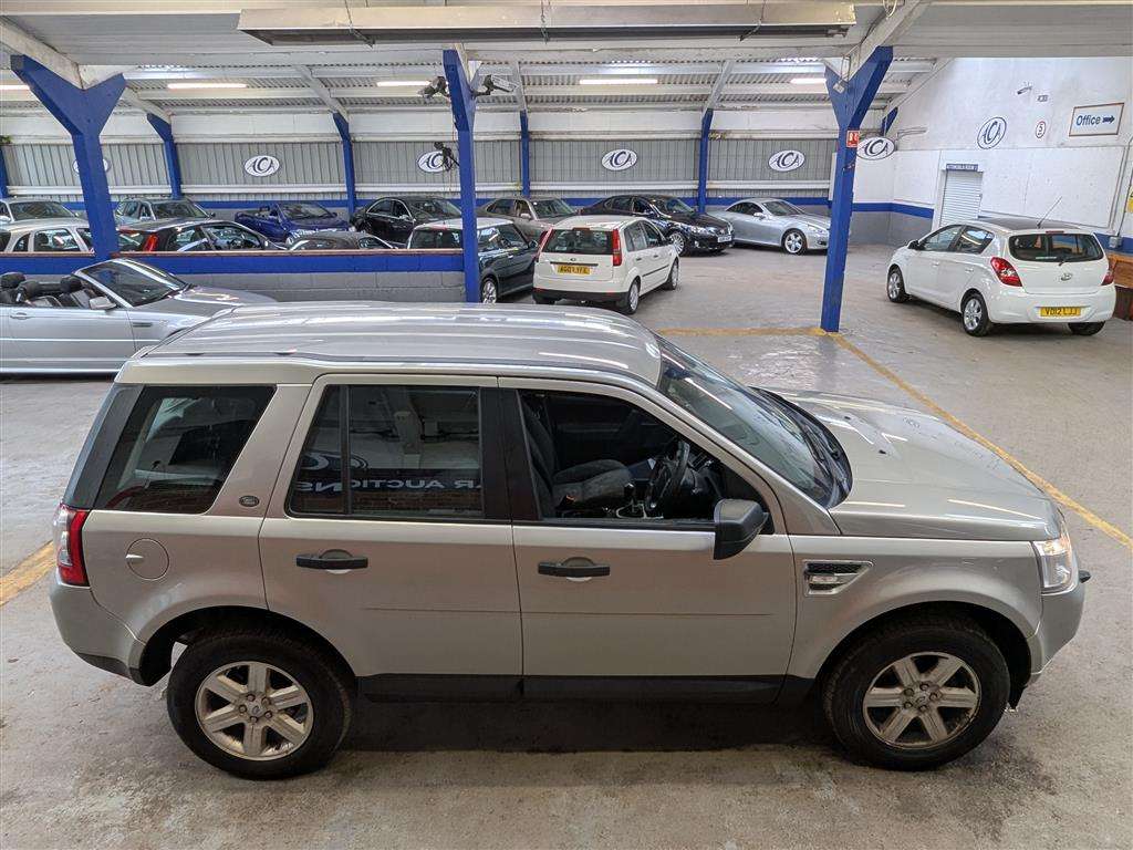 <p>2010 LAND ROVER FREELANDER GS TD4</p>