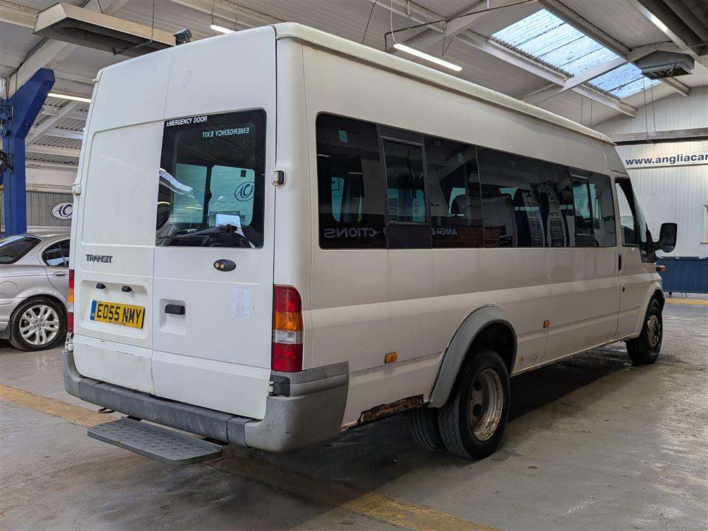 <p>2005 FORD TRANSIT MINIBUS</p>